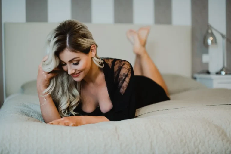 "Boudoir Photography: Adding a Personal Touch to Your Wedding Experience"