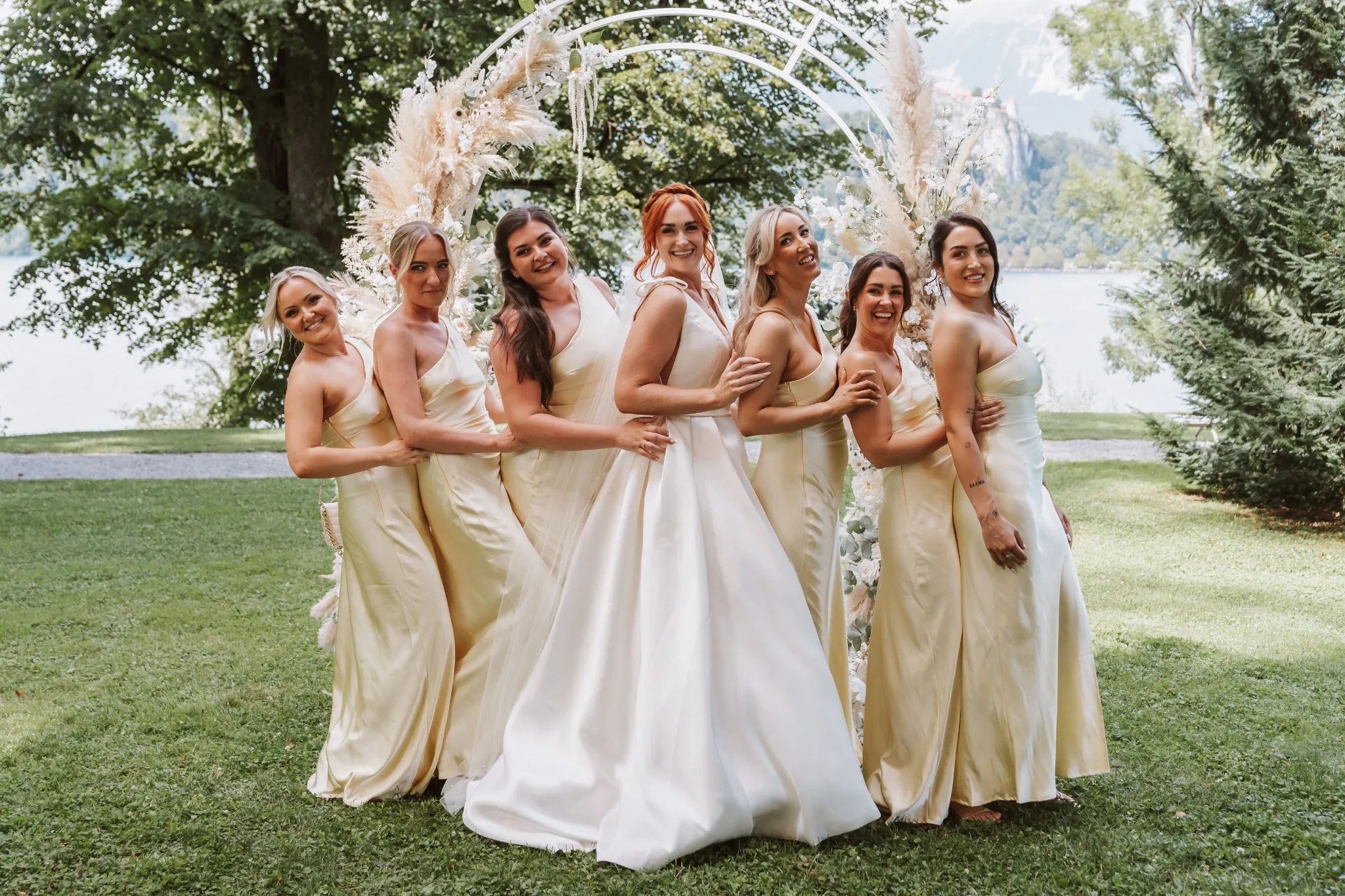 Bride with her bridesmaids at Vila Bled